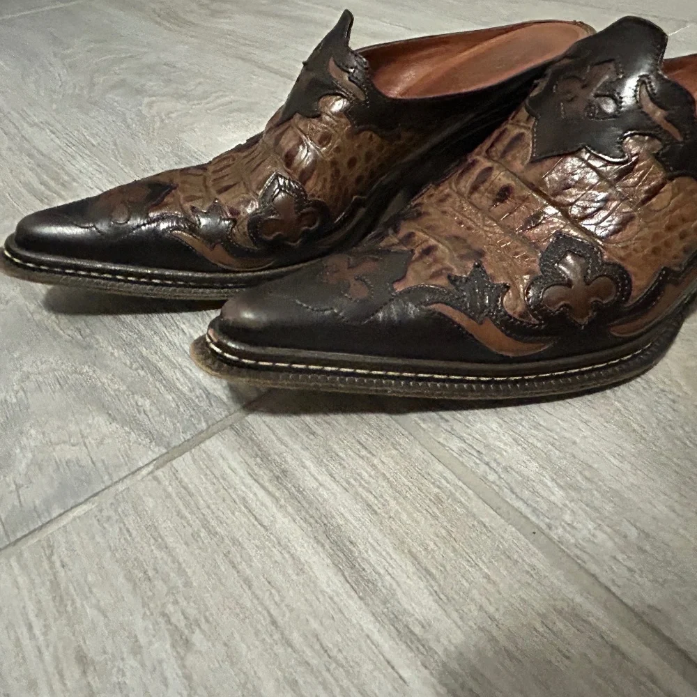 Women's Donald J. Pliner Black/Tan Western Shoe Boot/Mule/Clog - 6-6.5 - Picture 4 of 10